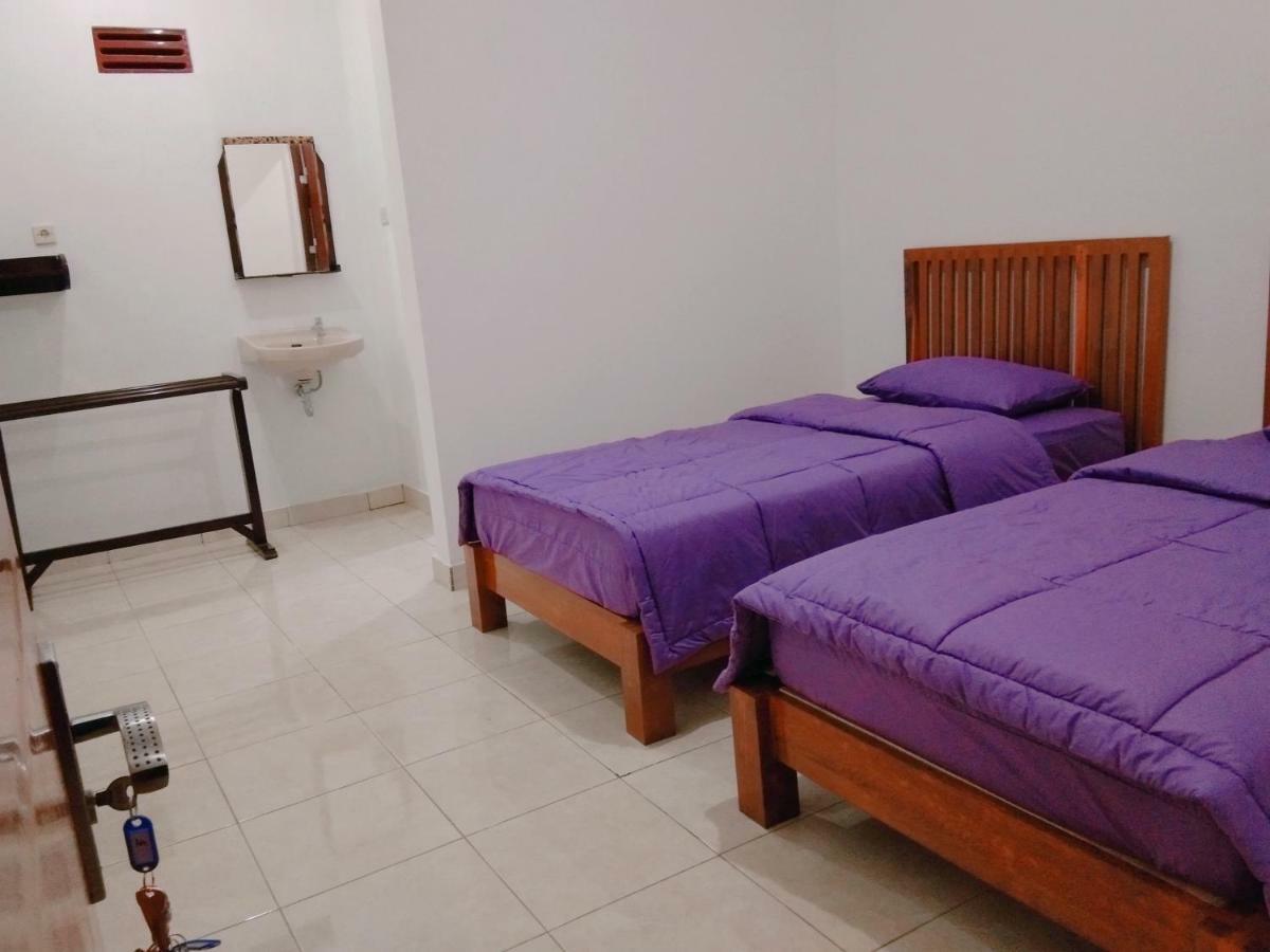 Safsia Homestay Toyapakeh Экстерьер фото
