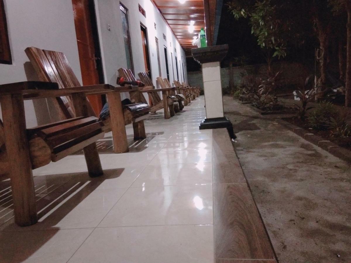 Safsia Homestay Toyapakeh Экстерьер фото