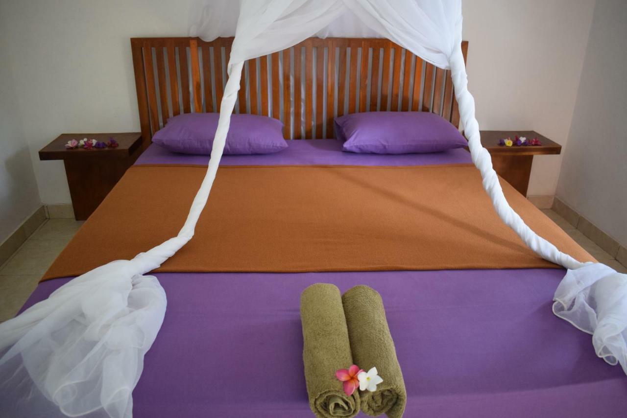 Safsia Homestay Toyapakeh Экстерьер фото